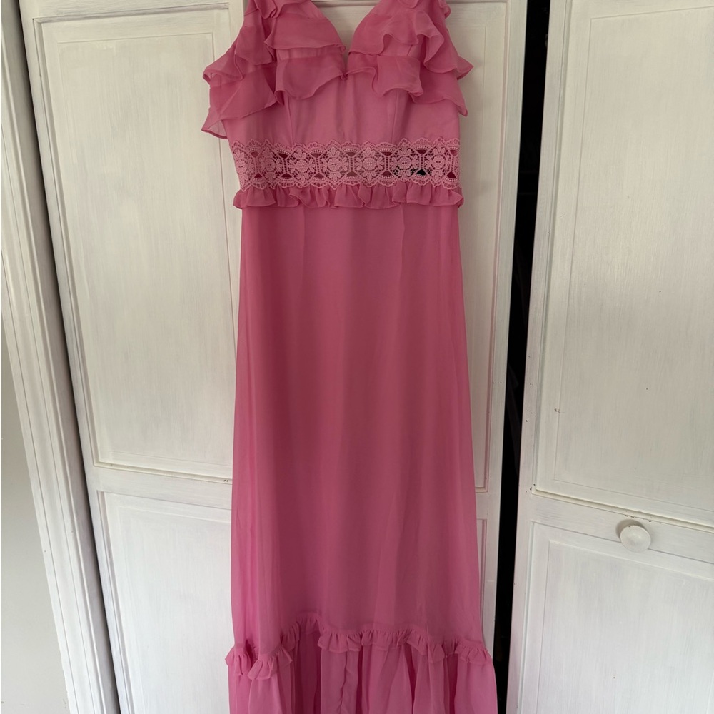 BNWT Pink Ruffled and Lace Dress